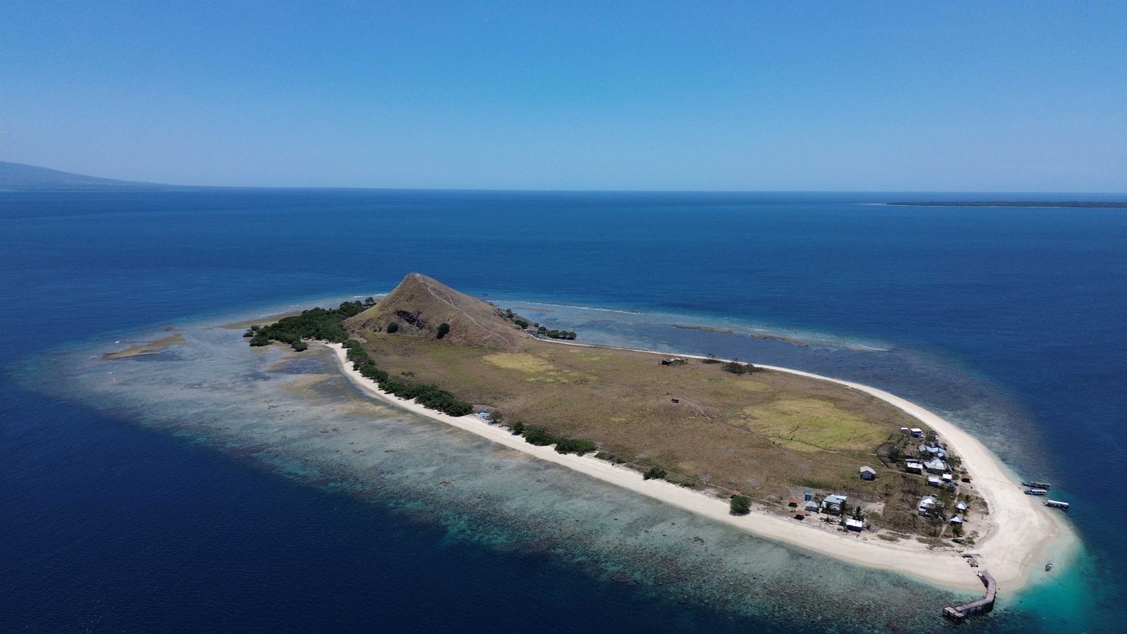 Kenawa : Tempat Liburan Paling Romantis 
